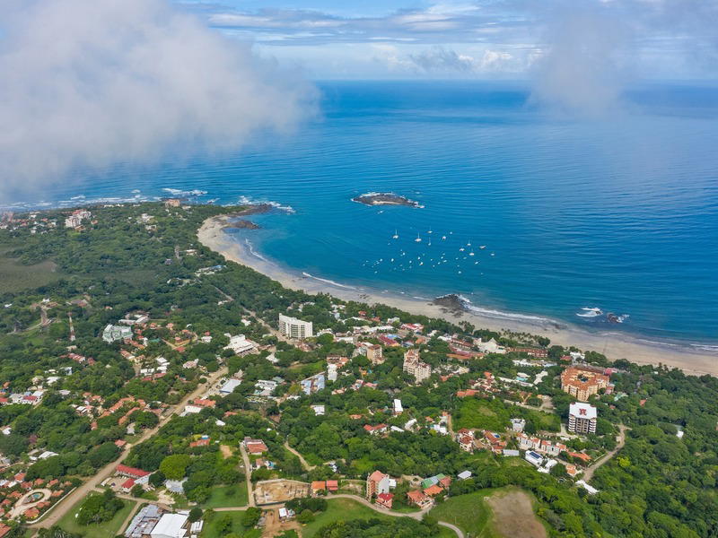 Comercial en Tamarindo