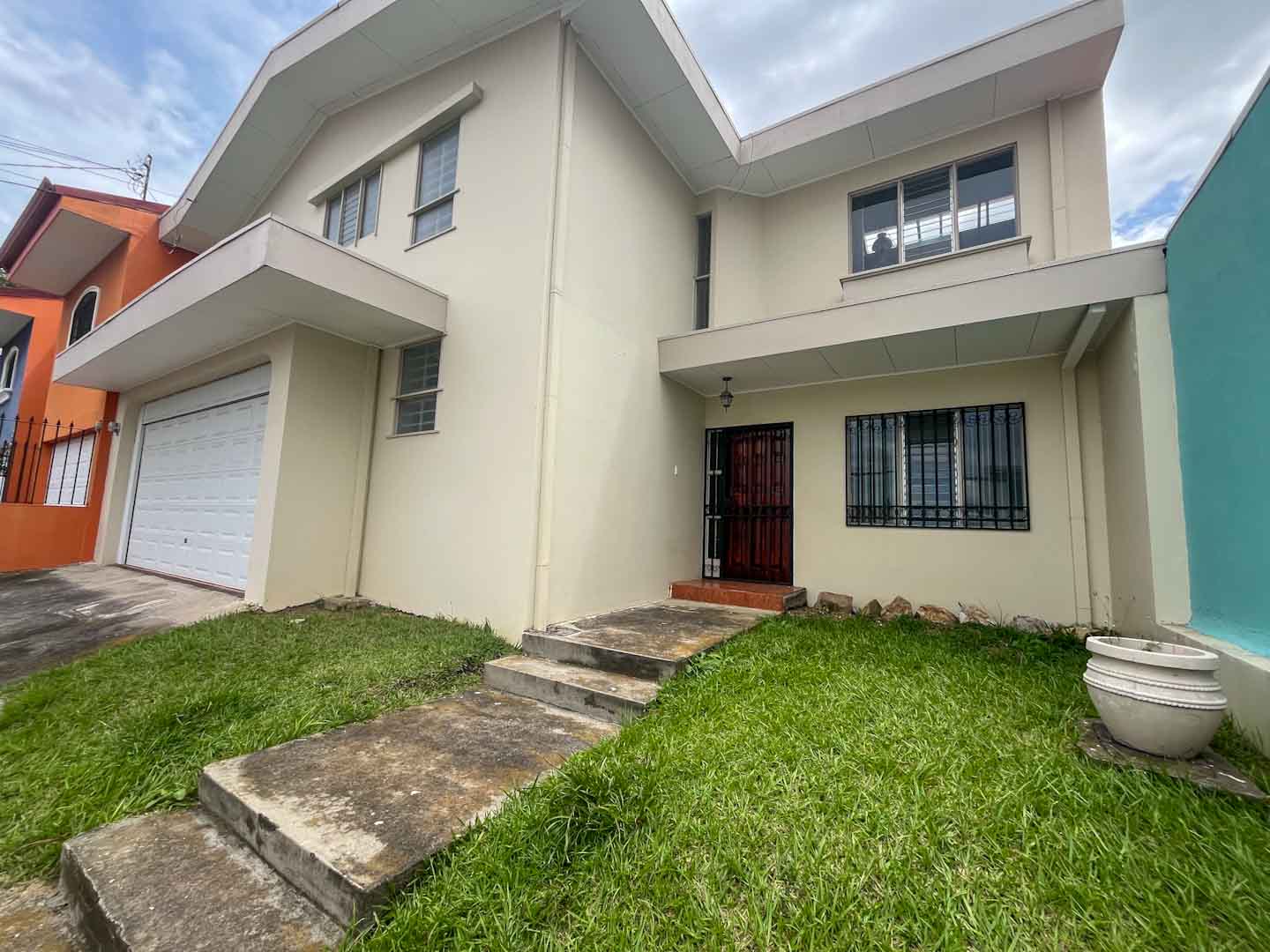 House at Uruca