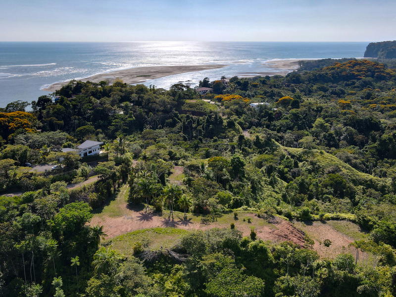 Land at Puerto Cortés