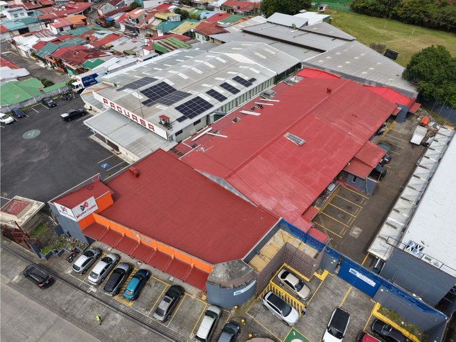 Warehouse at Mata de Plátano