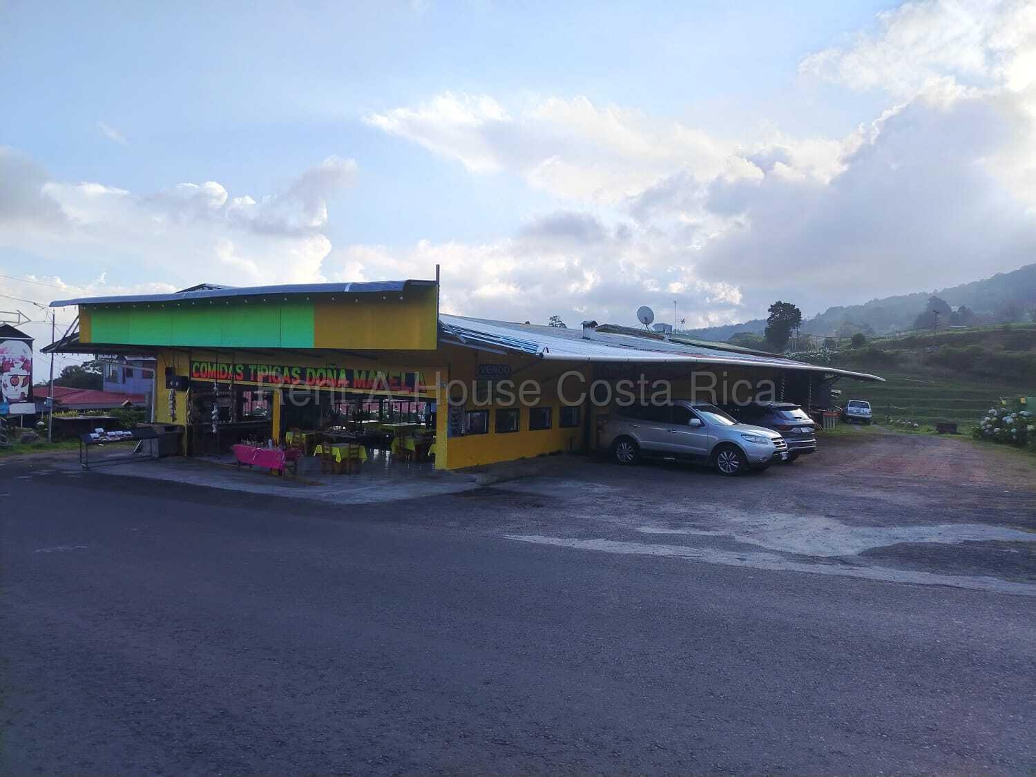 Comercial en Sabanilla