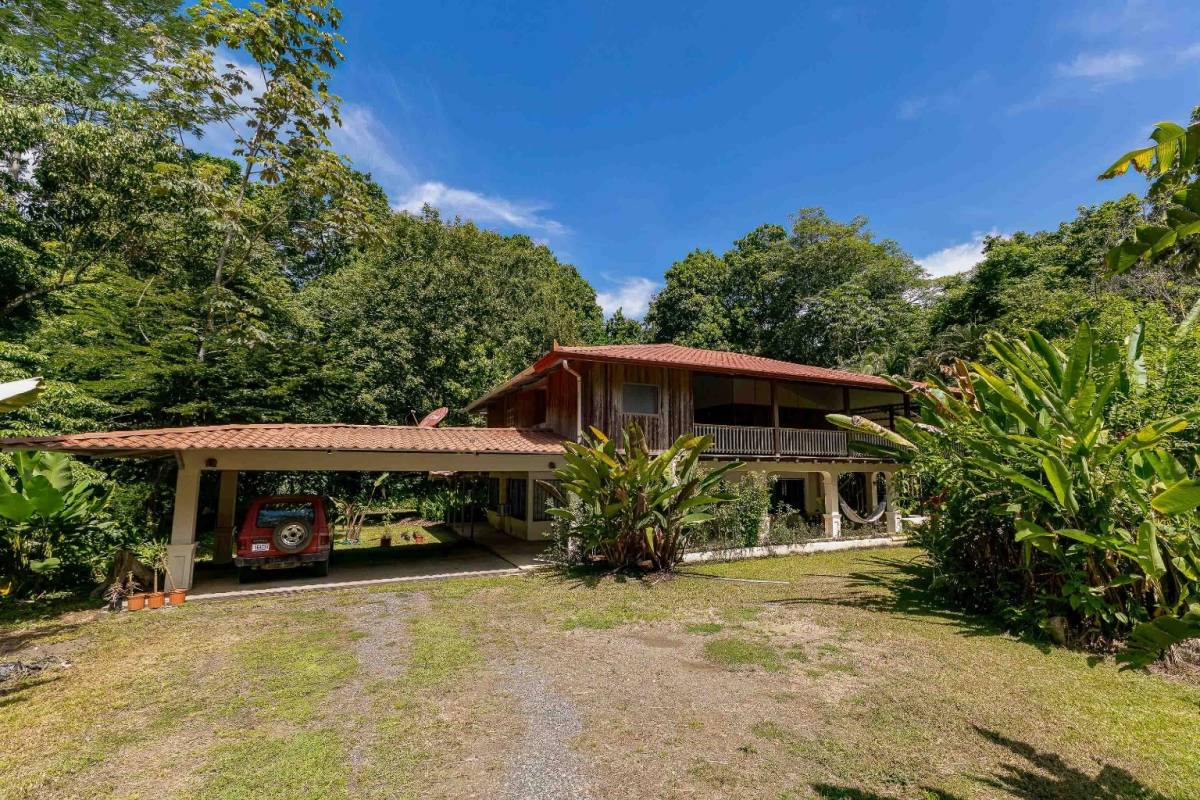 House at Quepos
