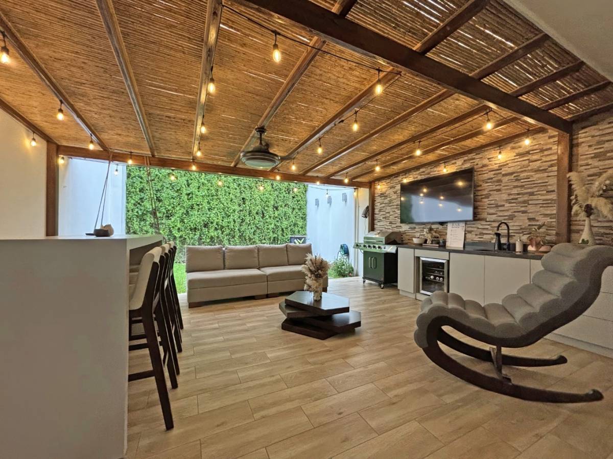 Property at Guachipelin