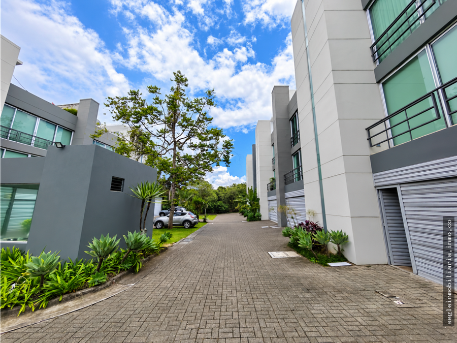 Apartment at Escazú