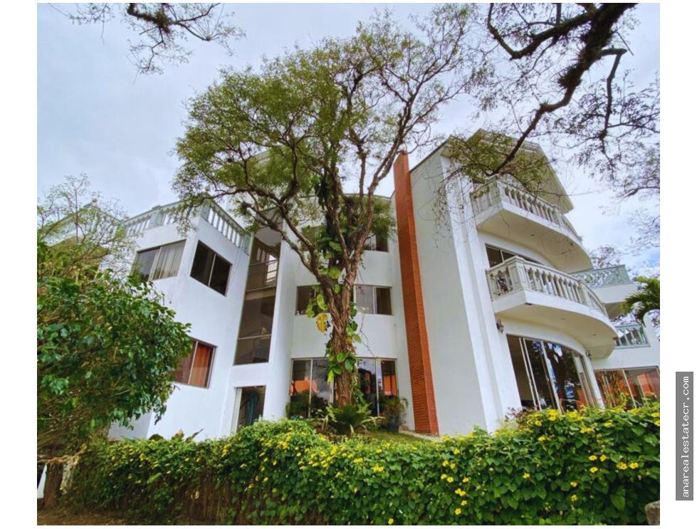 House at Escazú
