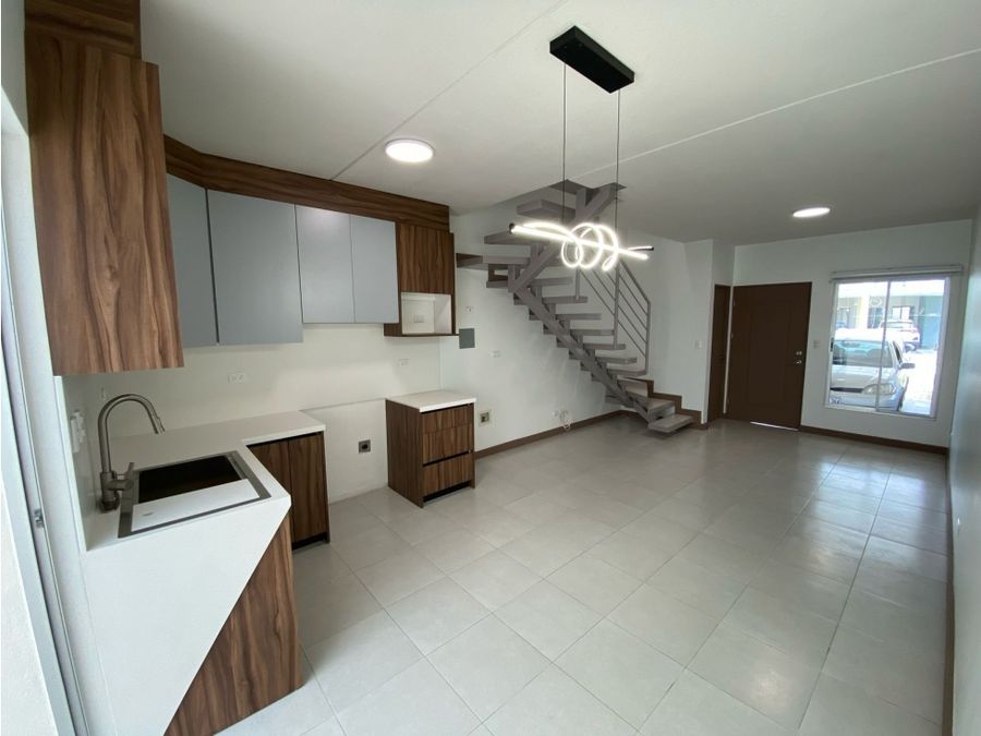 Propiedad en Condominio Vía Heredia