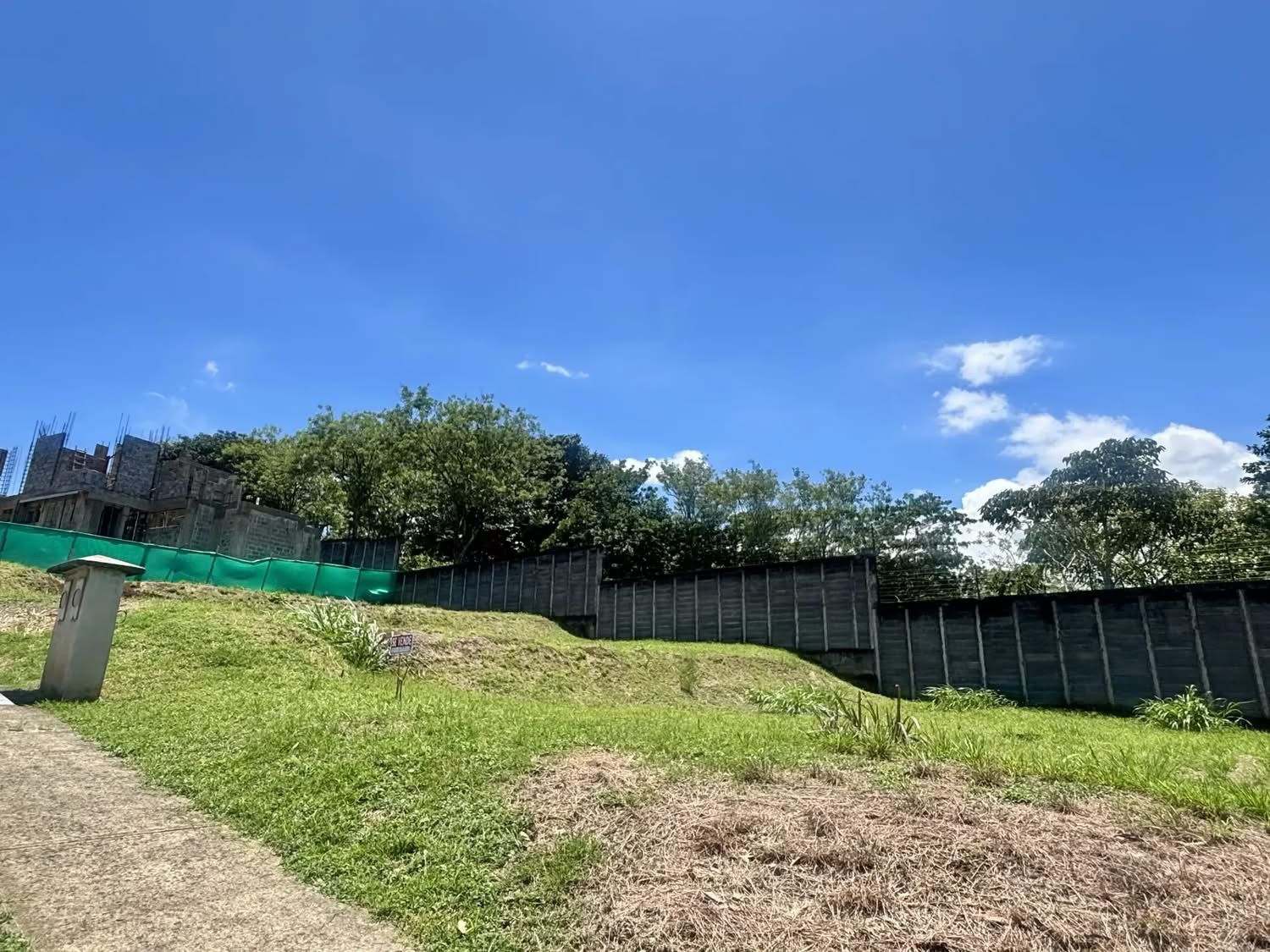 Terreno en Condominio Santa Emilia