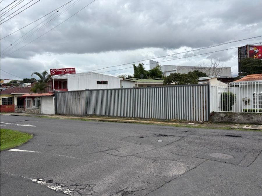 Building at San Pedro