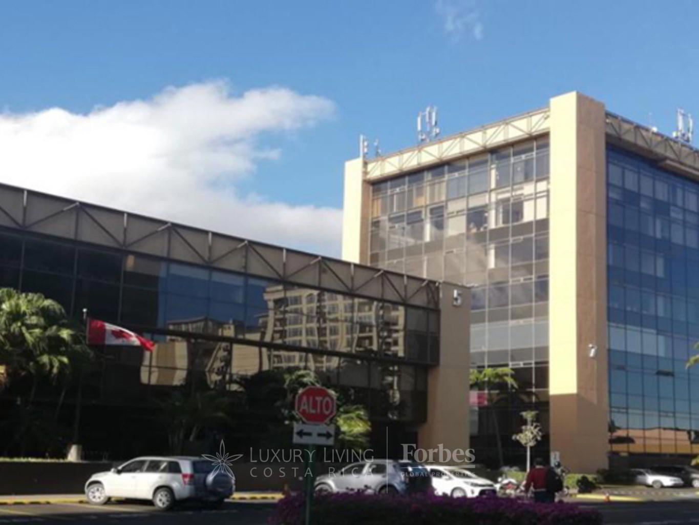 Oficina en Mata Redonda