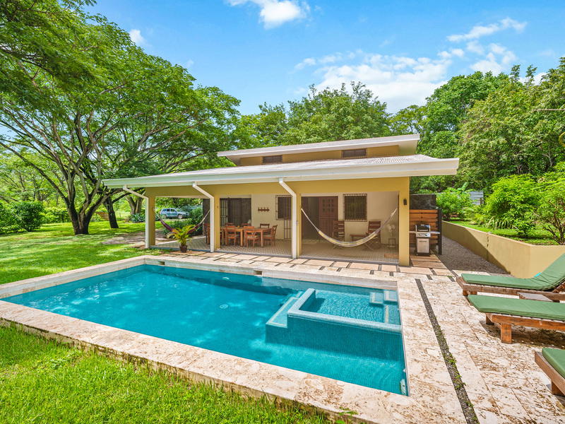 Property at Veintisiete de Abril