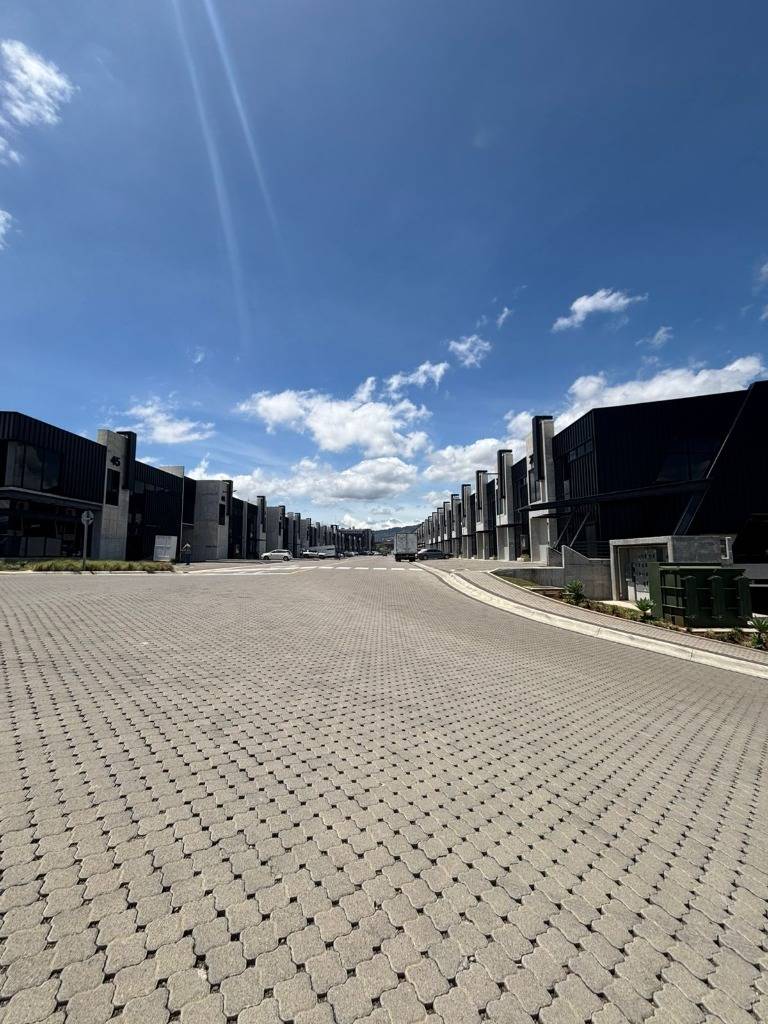 Comercial en Flex Center