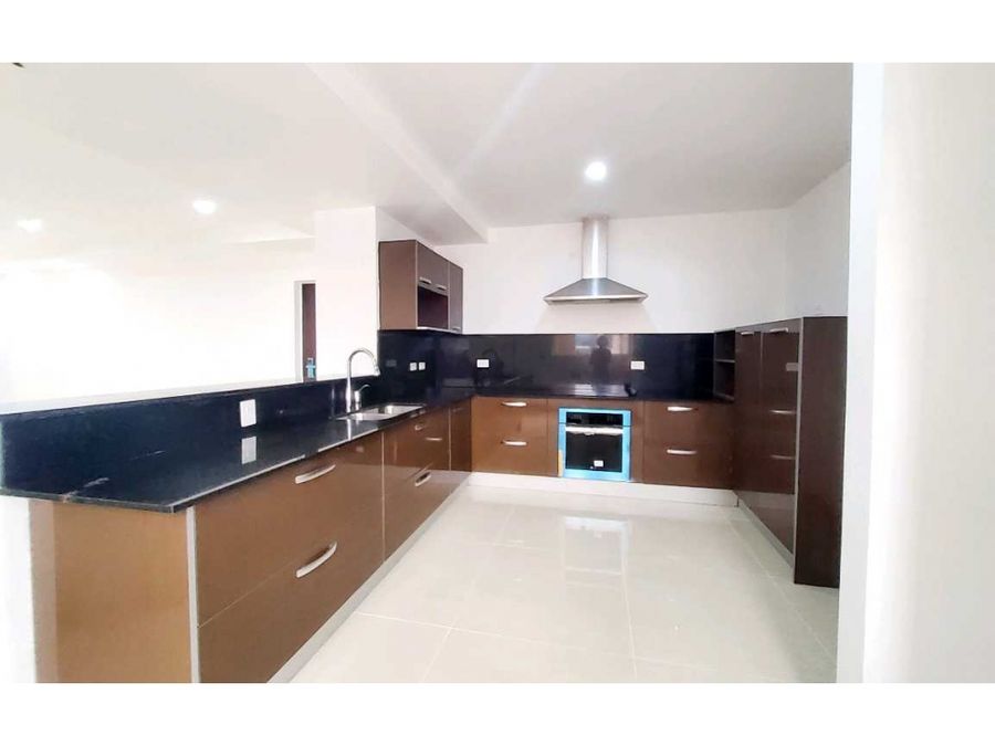 Apartamento en Torres del Lago