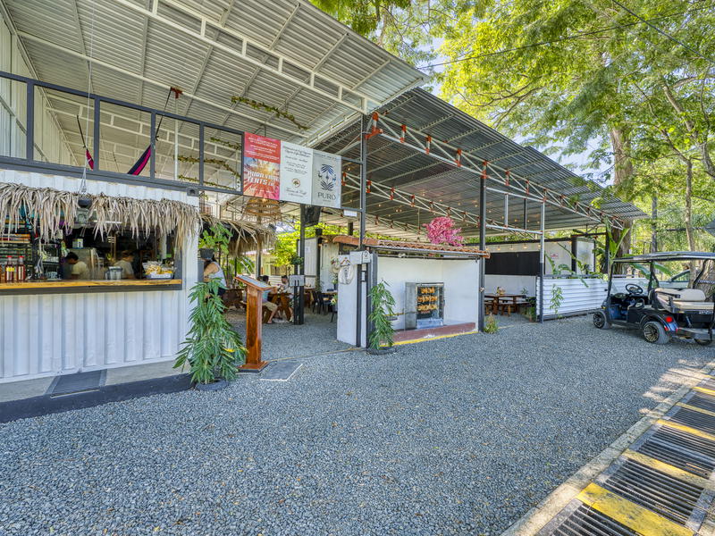 Commercial at Tempate