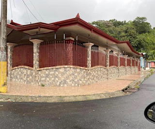House at Golfito