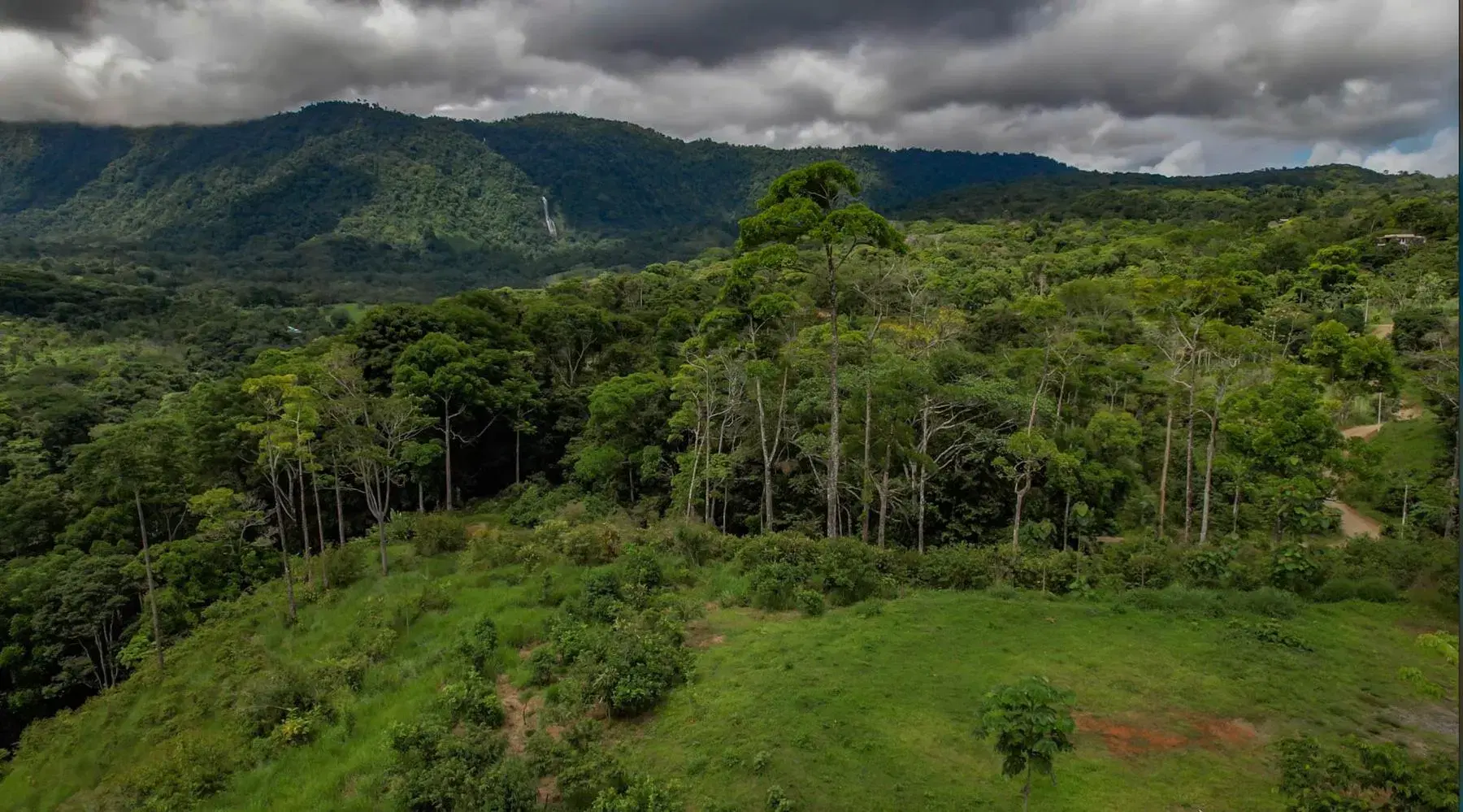 Land at Barú