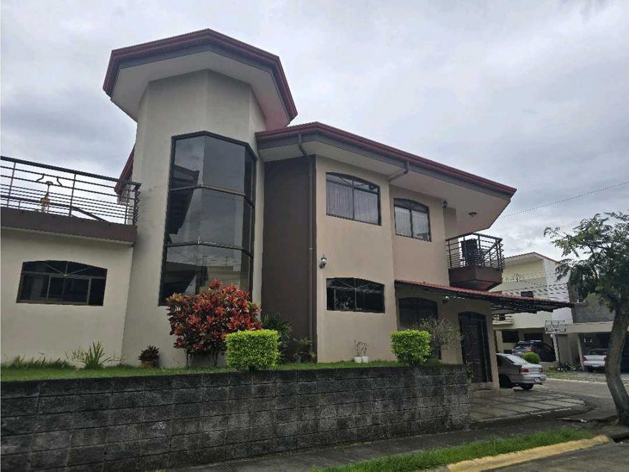 Casa en CONDOMINIO AGUA CLARA