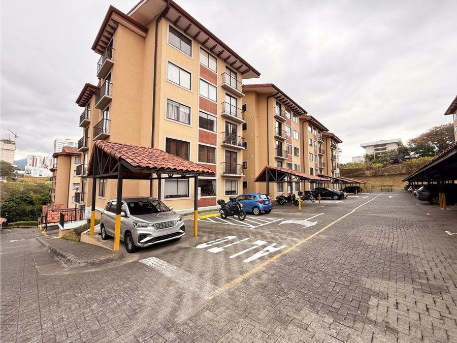 Apartamento en Condominio Condado del Palacio