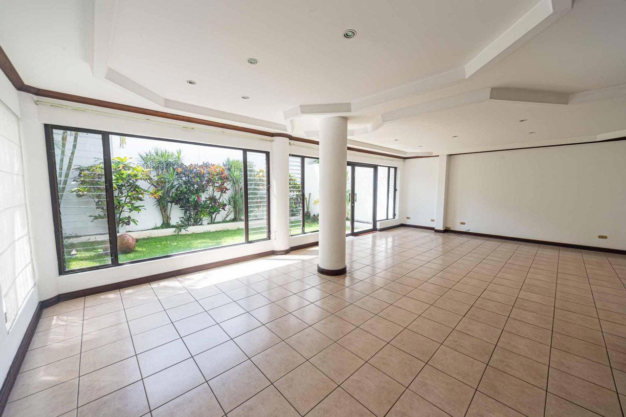 Property at Escazú