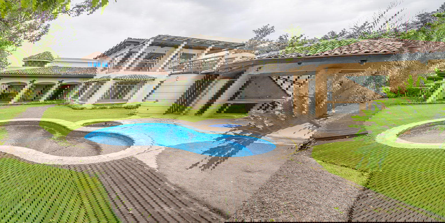 Propiedad en Valle del Sol