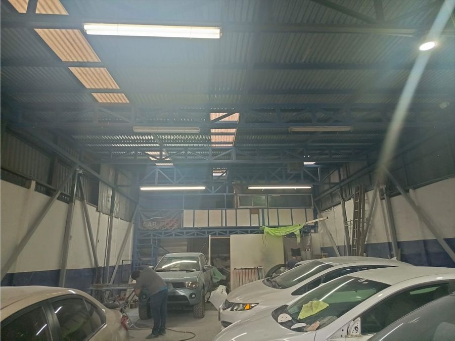 Edificio en Tres Ríos