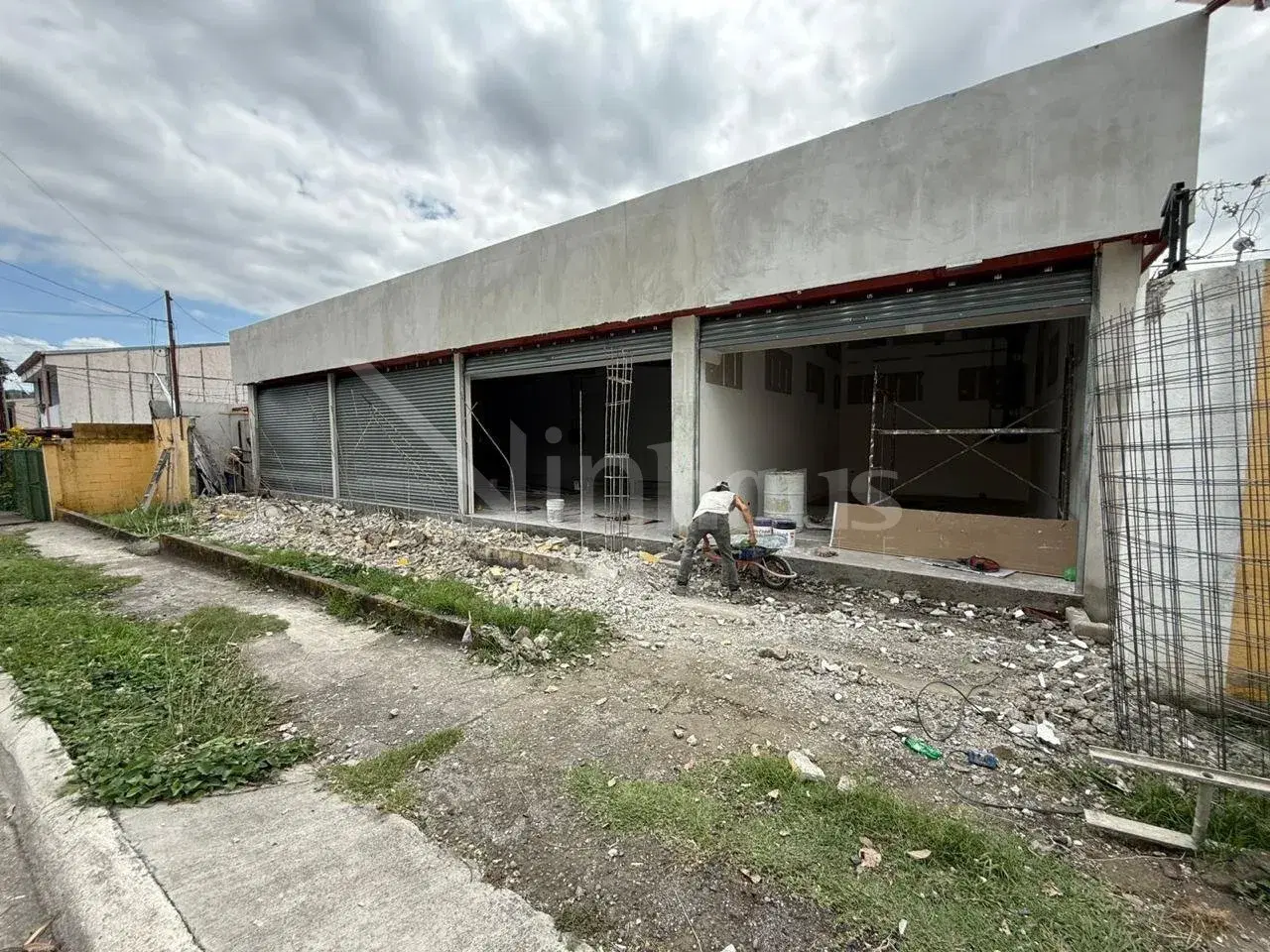 Comercial en Santa Ana
