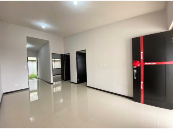 Casa de 1 planta en alquiler en Heredia, San Rafael