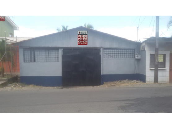 Warehouse at Limón