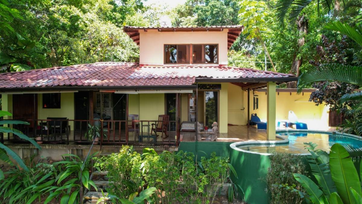 Casa en Dominical