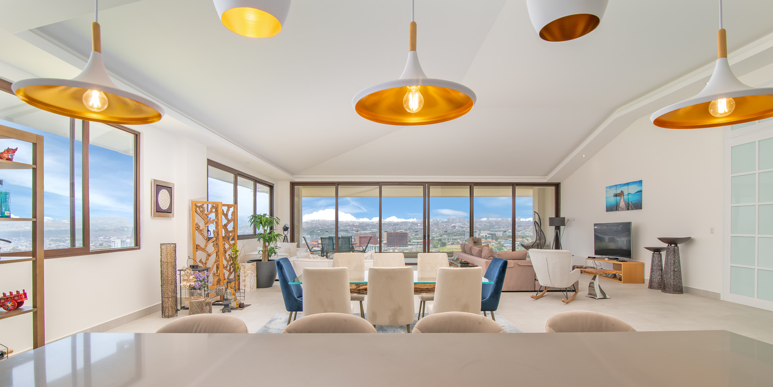 Propiedad en Condominio Cerro Alto