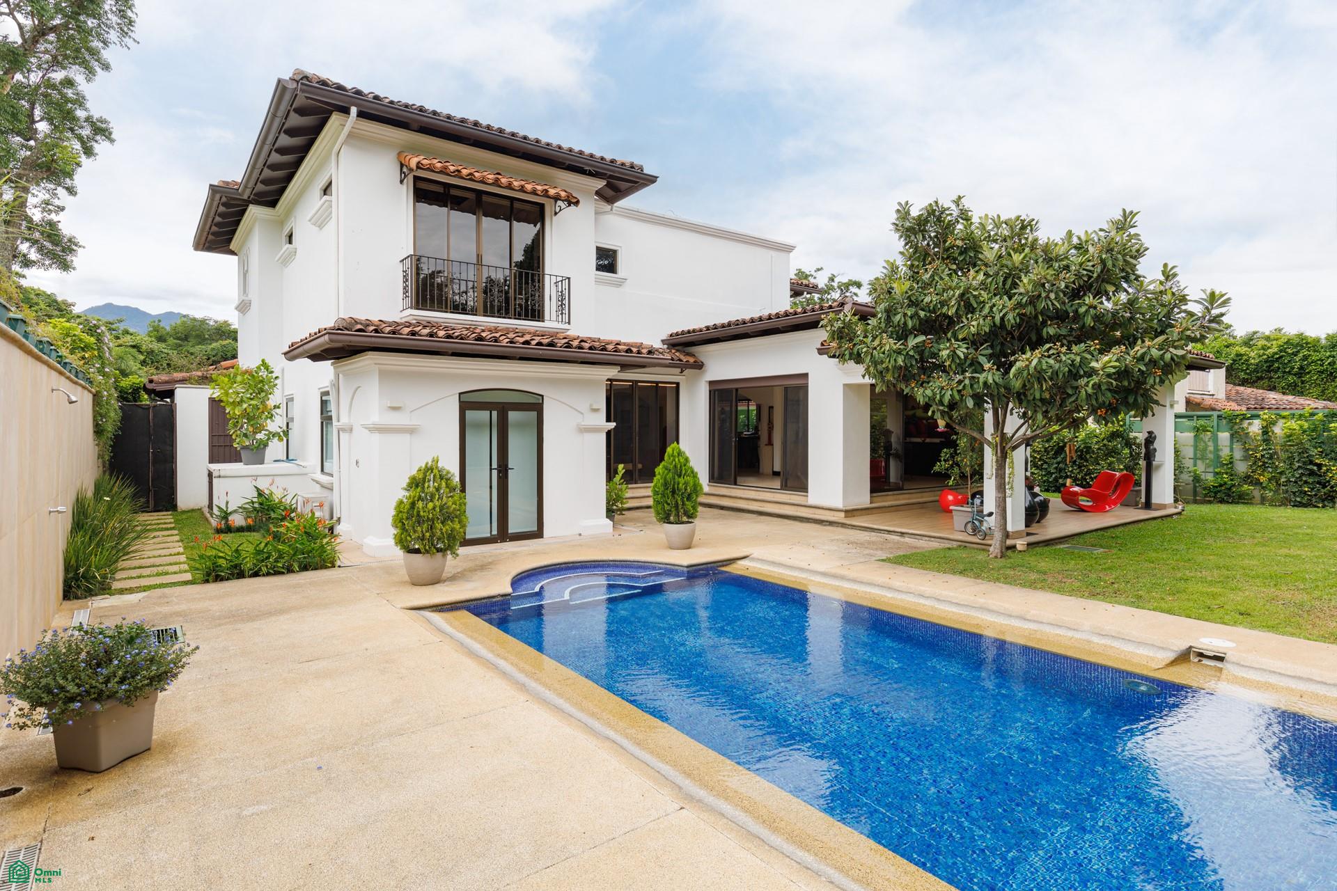 Casa en Santa Ana