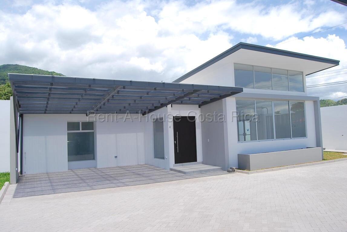 Casa en Piedades