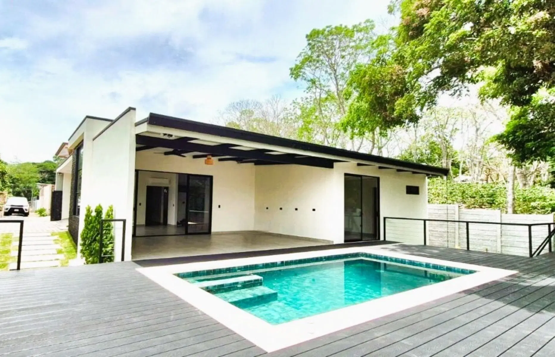 House at Atenas