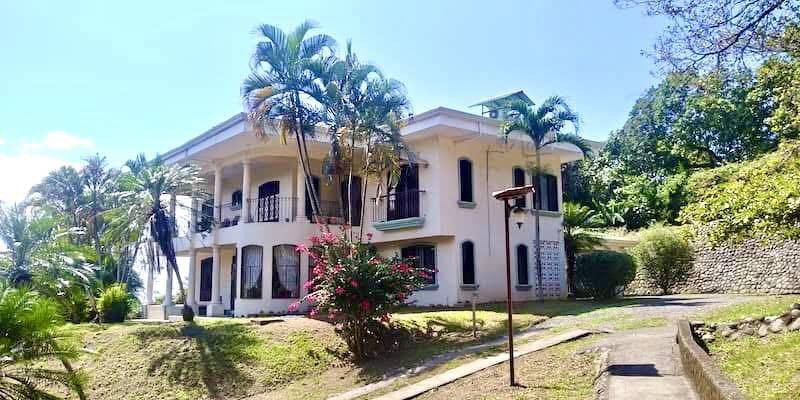 House at San Mateo