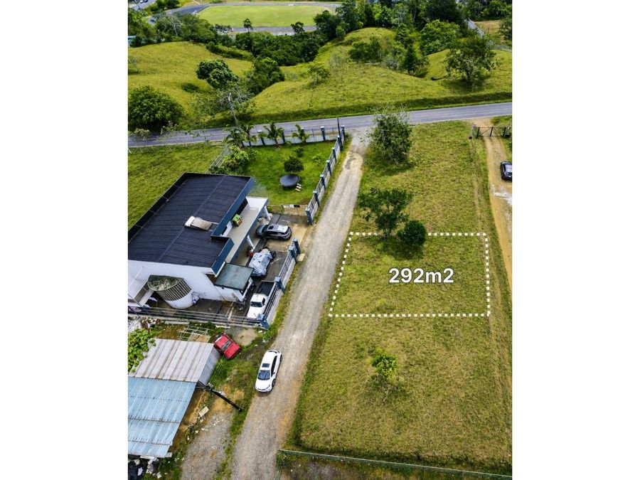 Land at Quesada