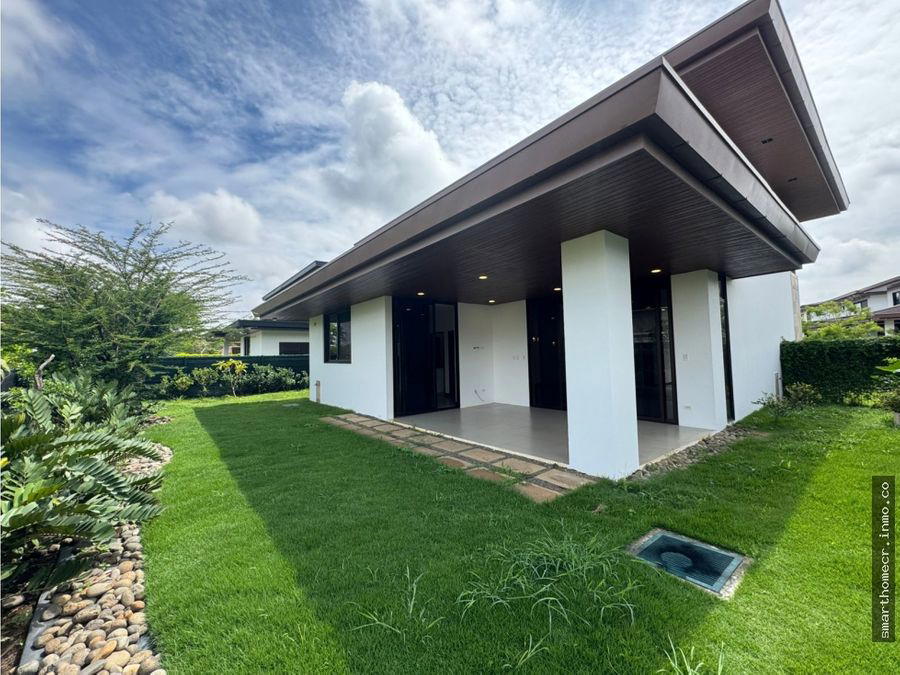 Casa en Guácima