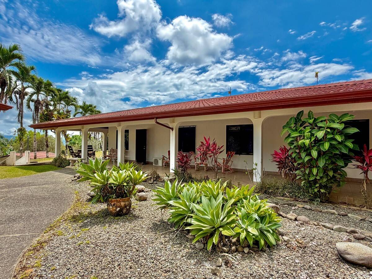 House at Lagunas