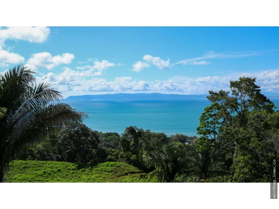 Land at Golfito