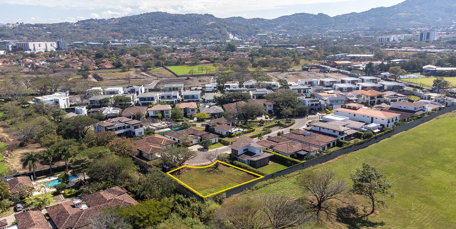 Property at Condominio Nya