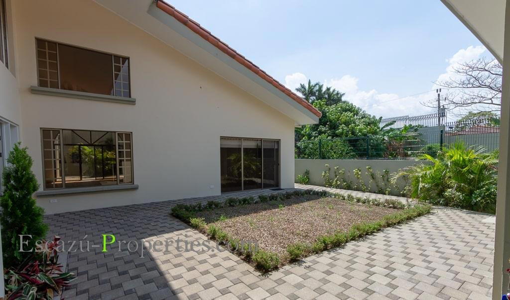 Property at Escazú