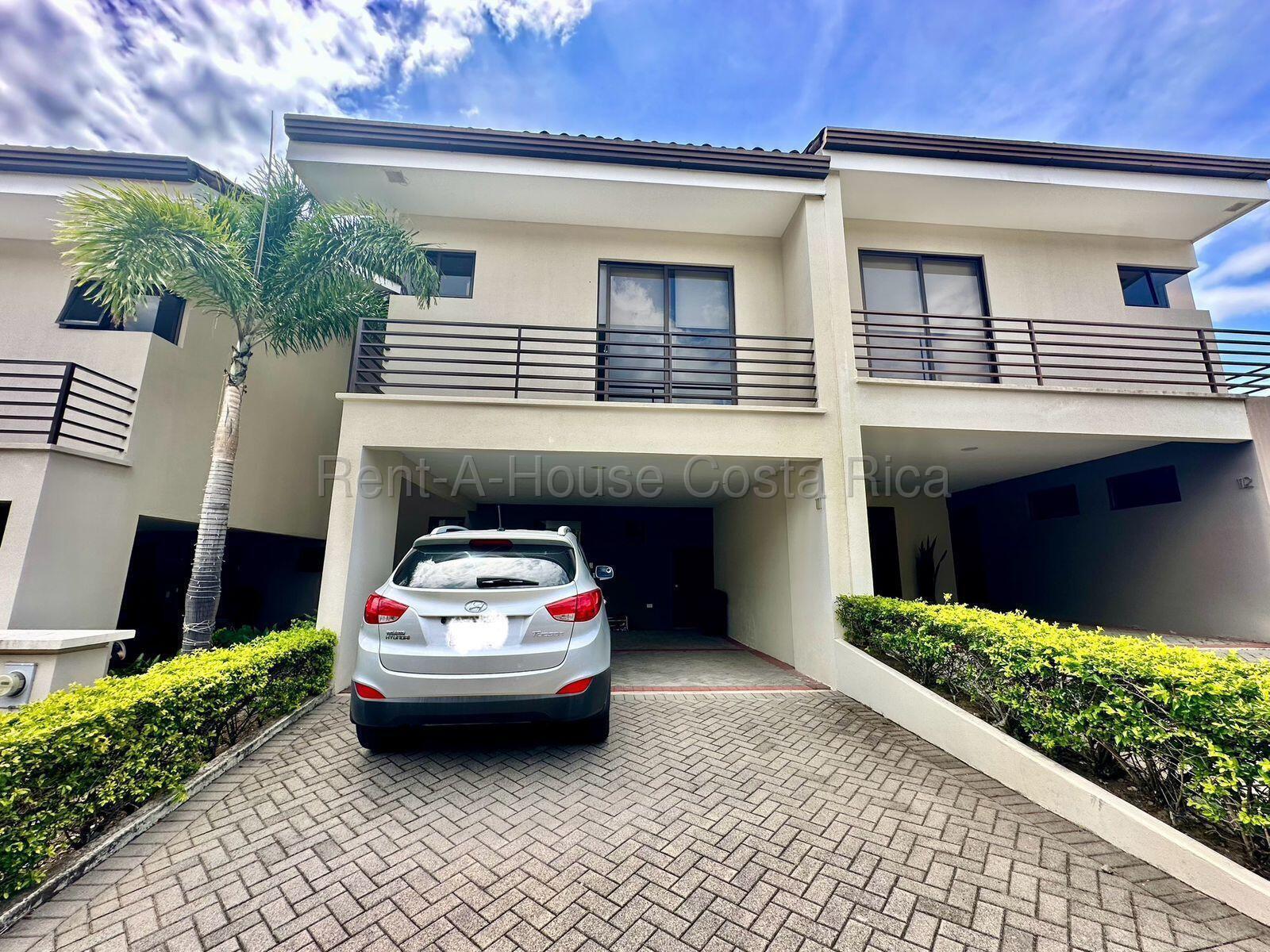 Casa en Condominio Parques del Sol