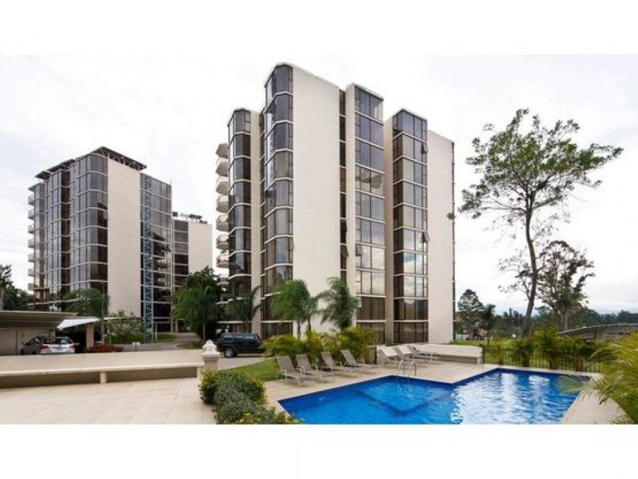 Apartamento en Condominio Altos de Marbella