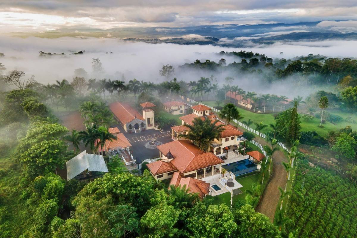 Hotel en San Isidro del General