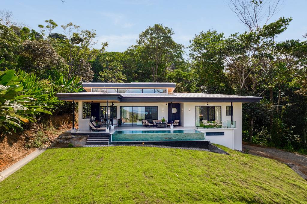 House at Dulce Pacifico