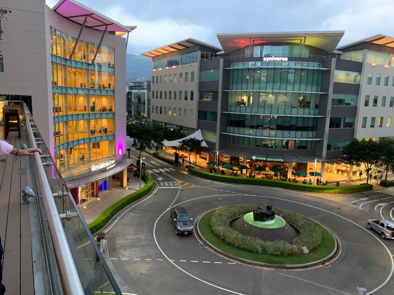 ALQUILER DE APARTAMENTO EN AVENIDA ESCAZU AMUEBLADO