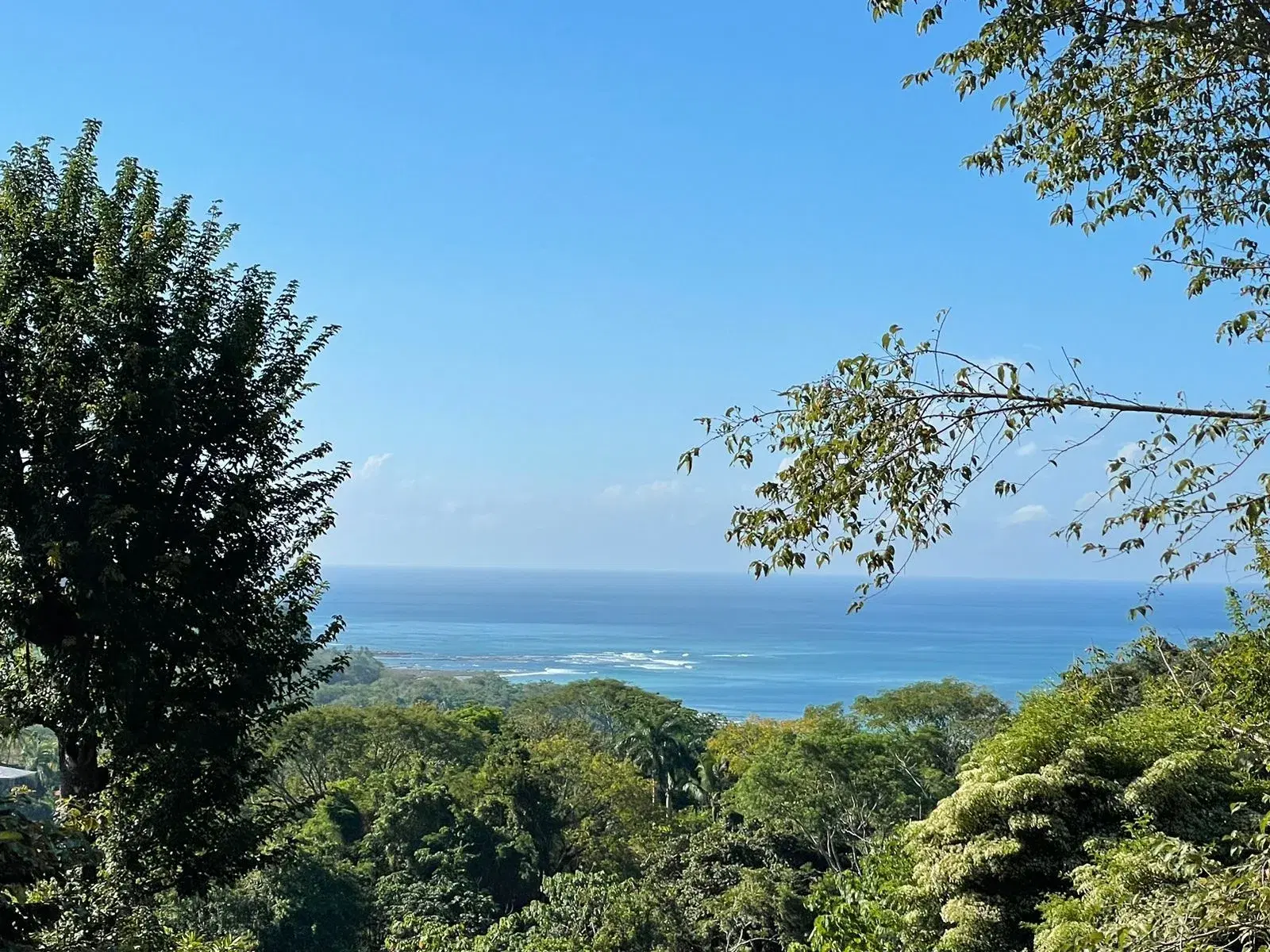 Comercial en Cóbano