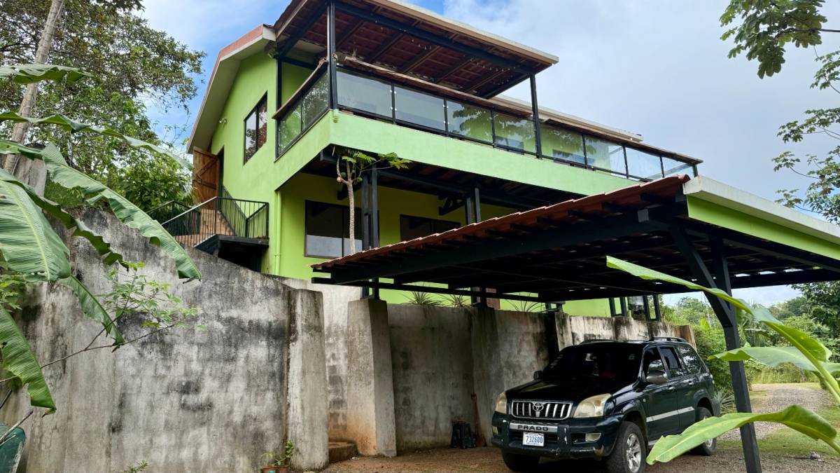 Casa en Chires