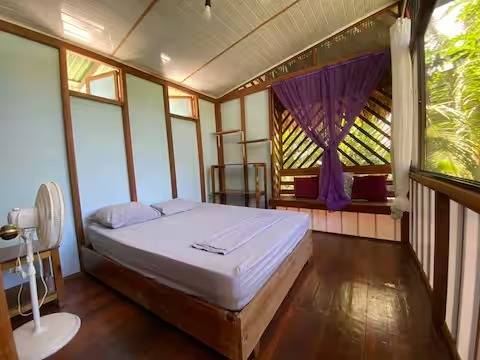 Comercial en Playa Chiquita