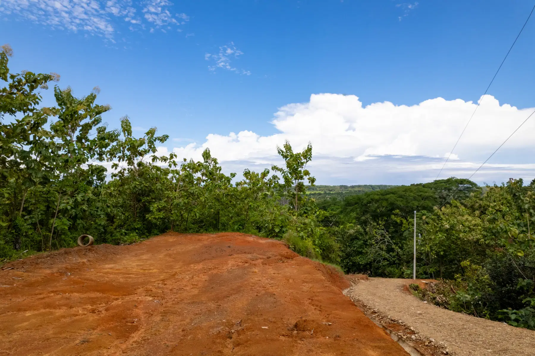 Land at Savegre