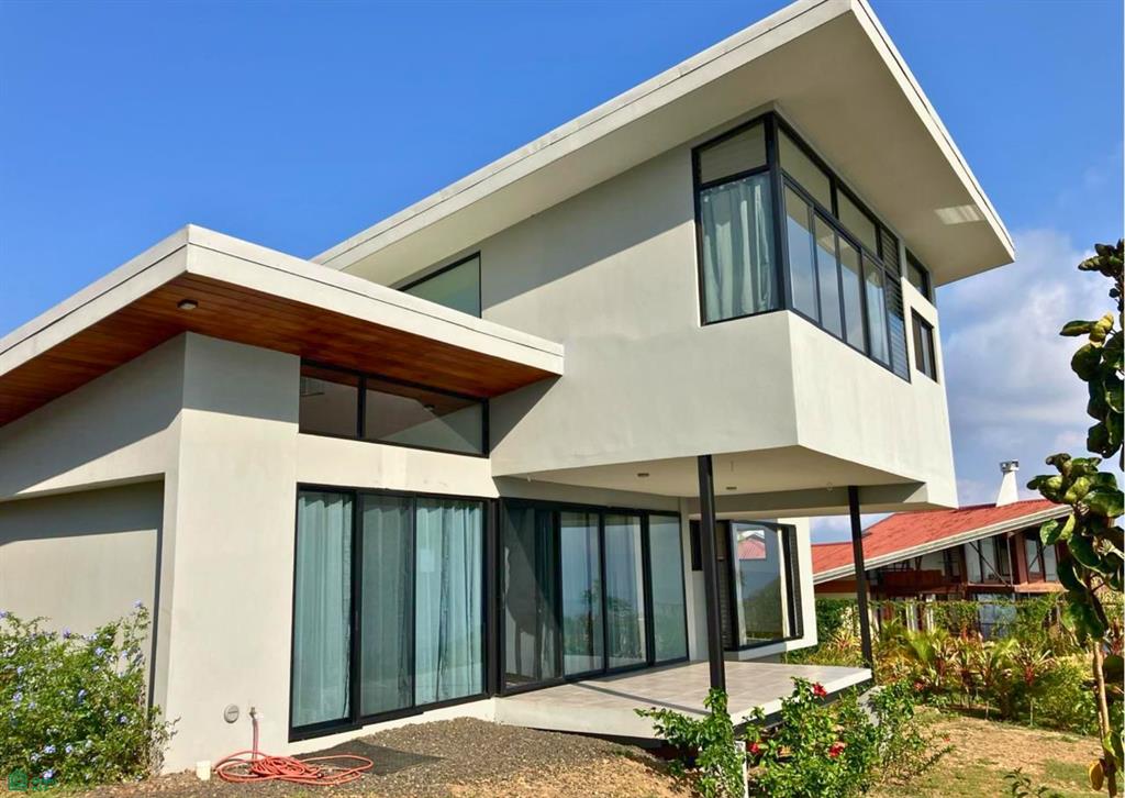 House at Atenas