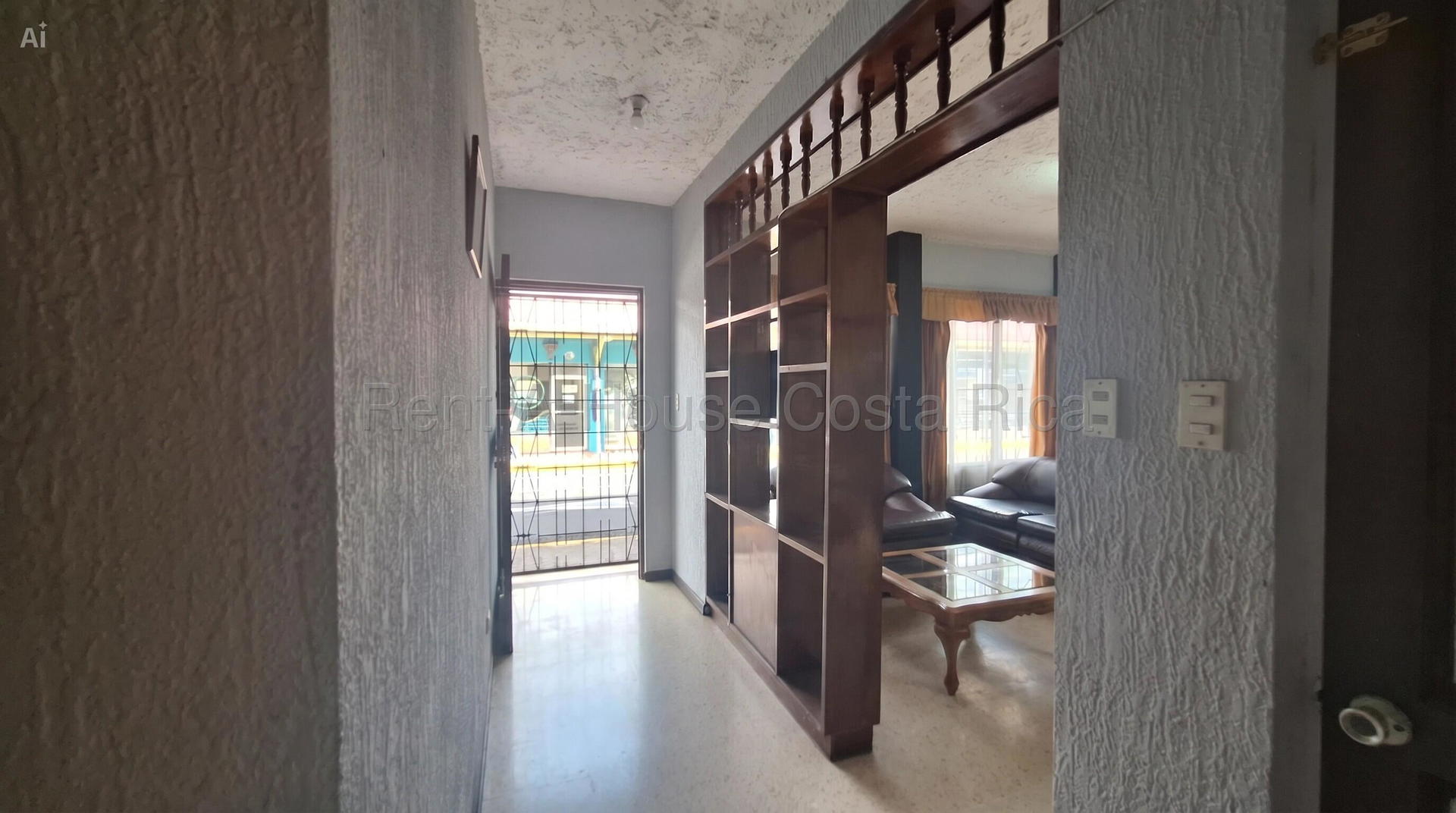 Commercial at Heredia